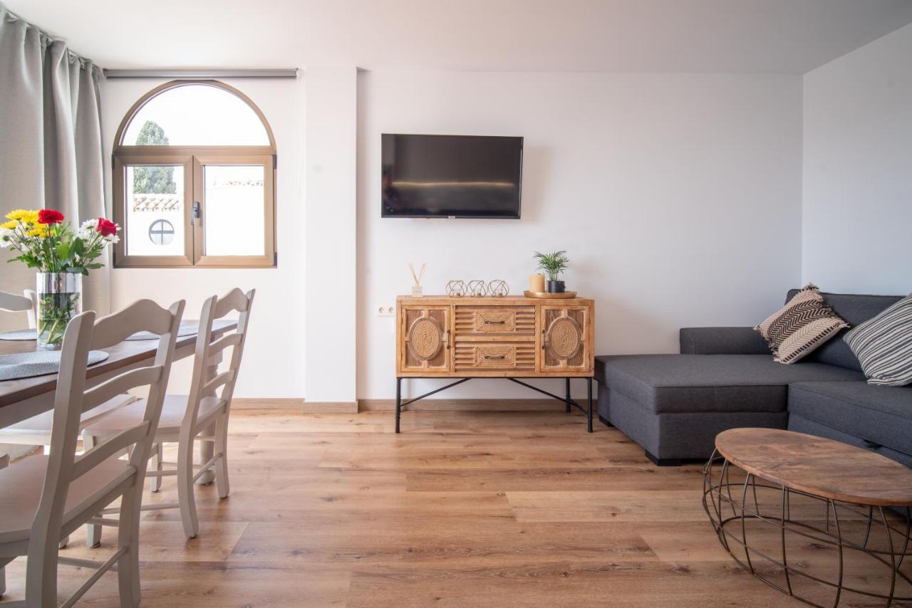 Freshly Renovated, Modern Penthouse Pueblo Evita! Benalmádena Eksteriør billede